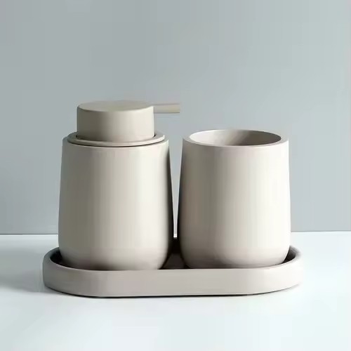 Bouteille de Lotion en résine, - Home Essentials Bathroom Accessories avis et prix