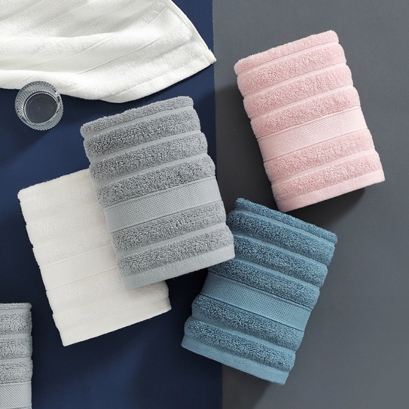 Serviette carrée utile pour le - Zara Home Bathroom avis et prix