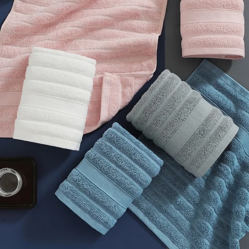 Serviette utile, serviette car - Zara Home Bathroom avis et prix